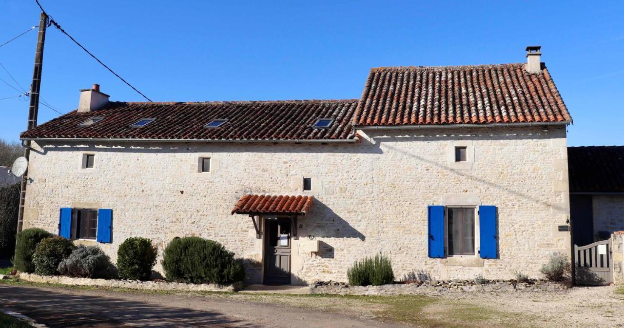 Mas De La Piniere Bed & Breakfast Mauprevoir Exterior photo
